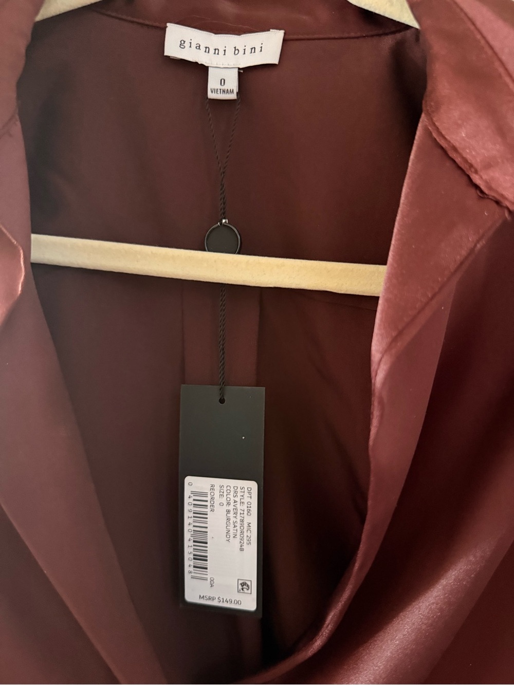 Gianni Bini Satin Wrap dress in Burgundy - Picture 4 of 5